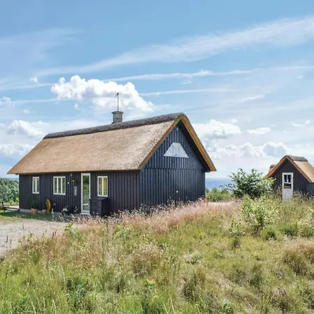 Casa de Férias Three-bedroom In *