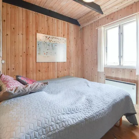 Three-bedroom In Casa de Férias *