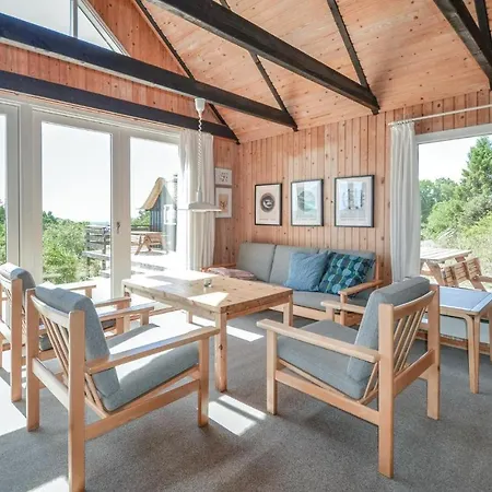 Three-bedroom In Casa de Férias Knebel